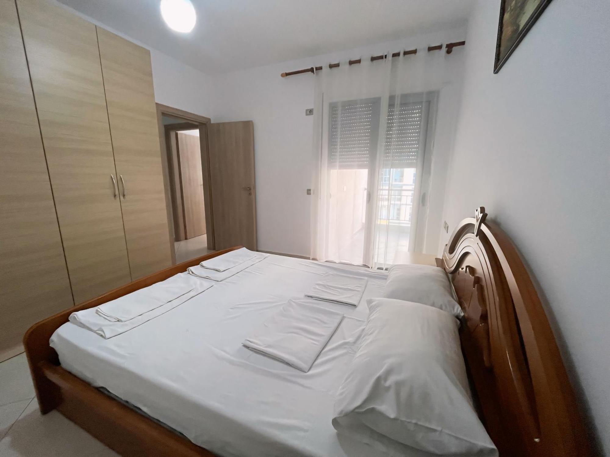 Gerald'S Central Apartments Vlore Exterior photo