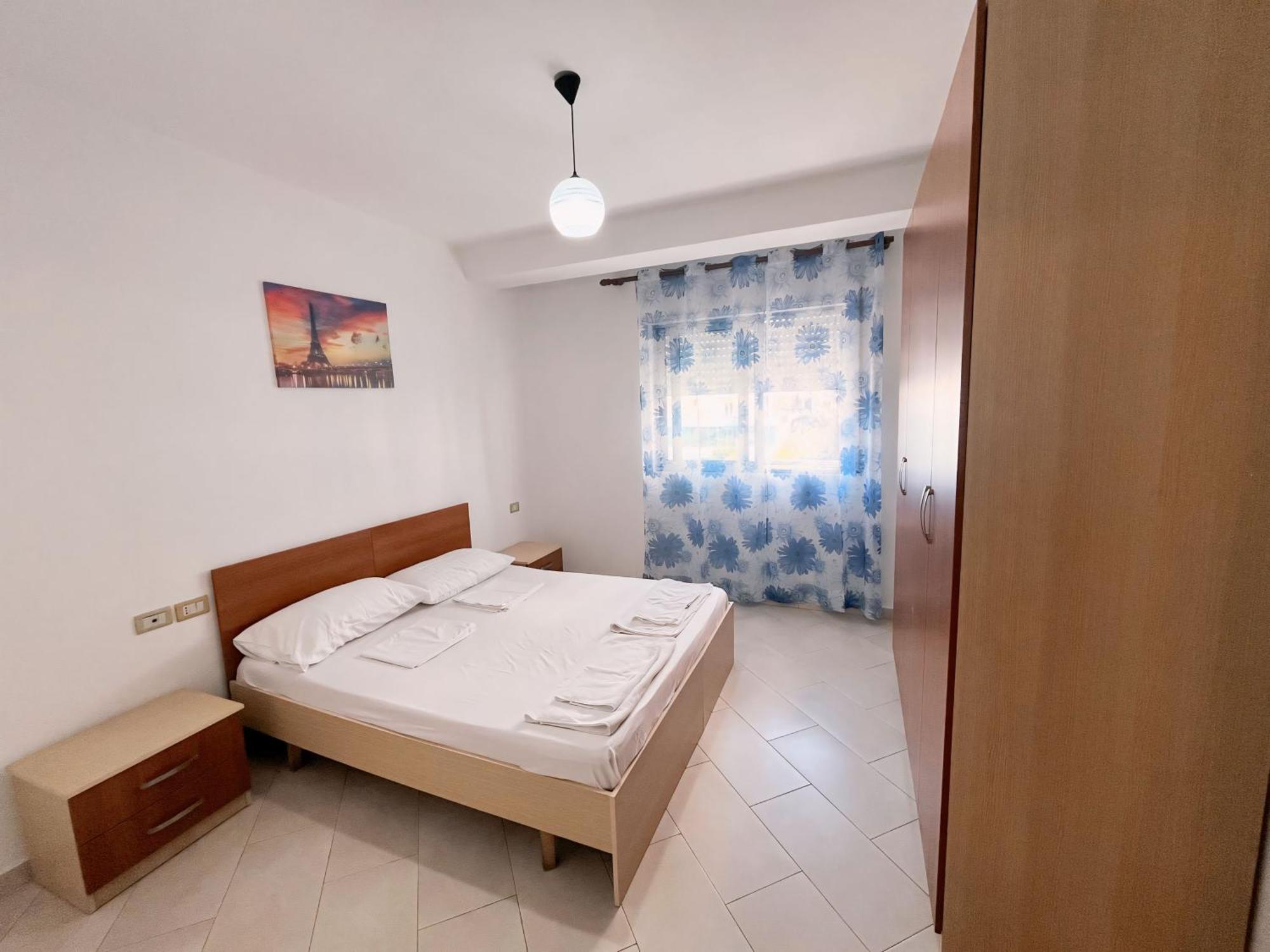 Gerald'S Central Apartments Vlore Exterior photo